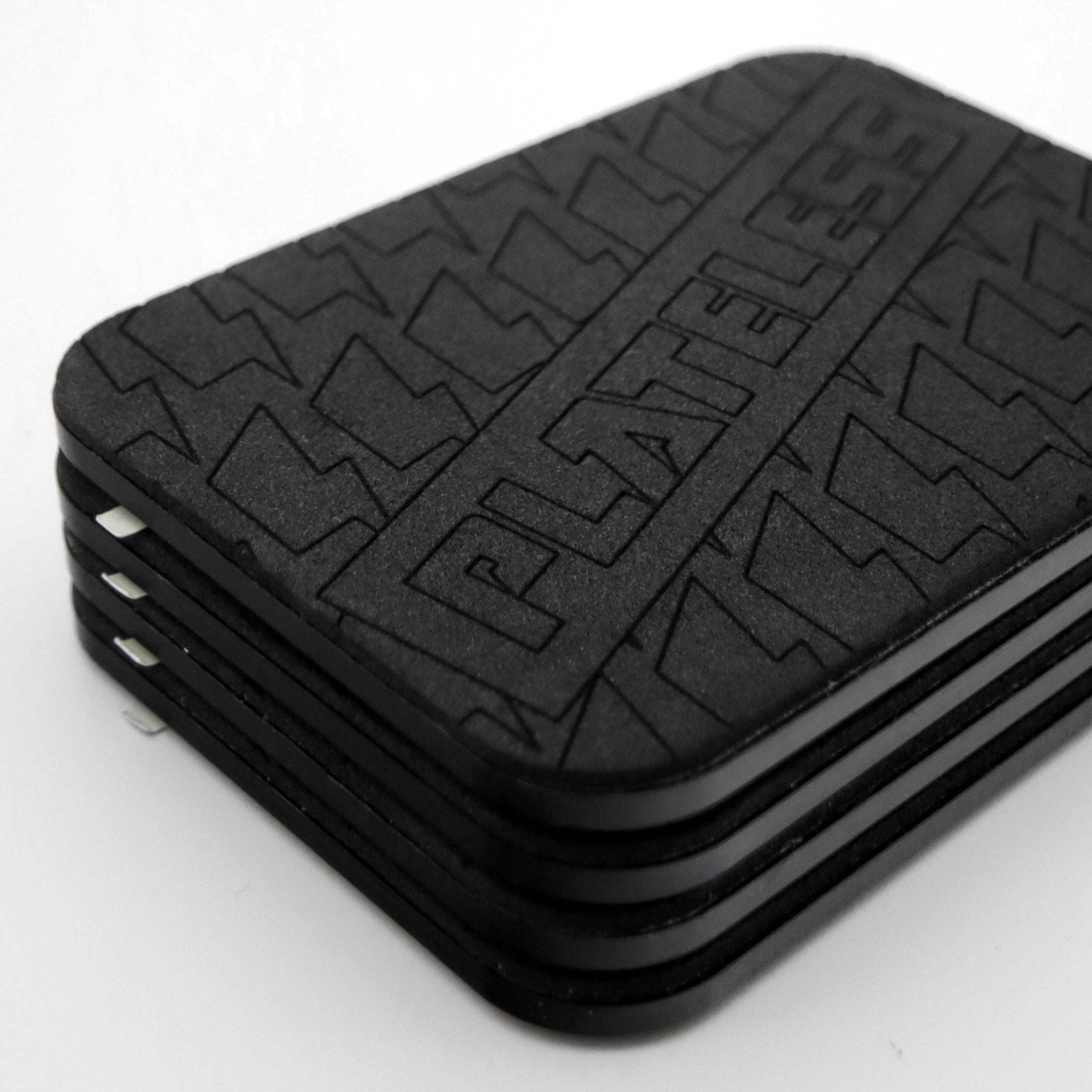 separate Plateless pads