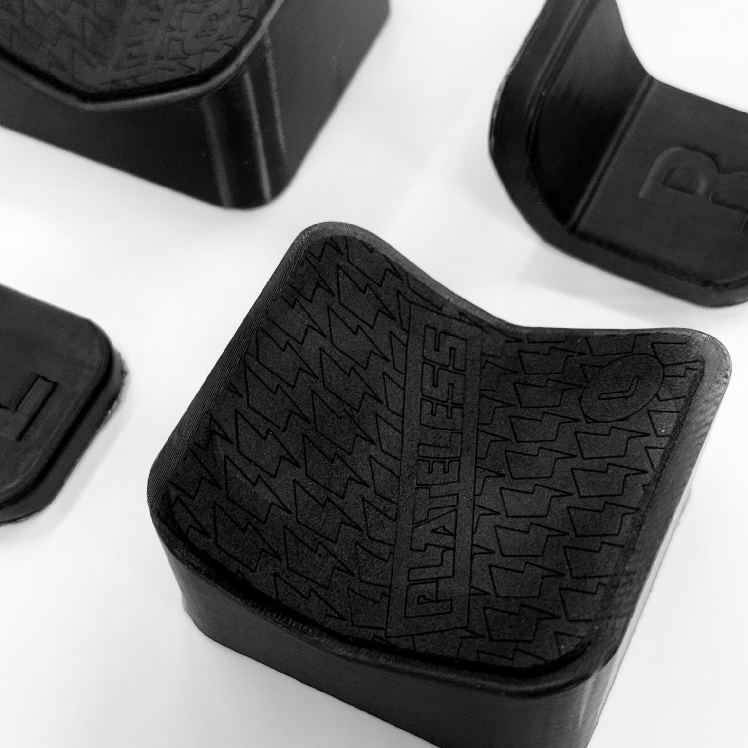 close up Plateless magnetic number plate kit for a G87 BMW M2. soft foam to protect car paint